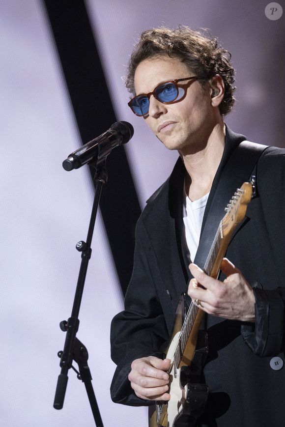 Exclusif - Raphaël sur la scène des 39èmes Victoires de la Musique à la Seine Musicale à Paris, le 7 février 2024.

Photo : Cyril Moreau / Bestimage