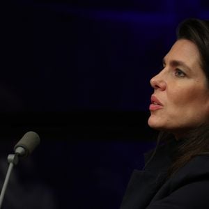 Charlotte Casiraghi pendant un échange avec ses lecteurs sur son livre "La Fêlure" à la Station Ausone - Librairie Mollat de Bordeaux, France, le 20 février 2026. © Jean-Marc Lhomer/Bestimage