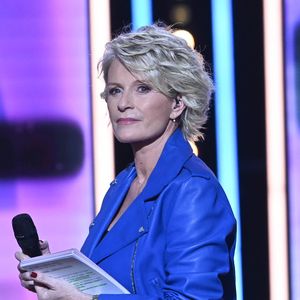 Sophie Davant lors de la 36ème édition du Téléthon sur le plateau de France 2, avec pour parrain K.Adams, le 3 décembre 2022. 
© Coadic GUIREC / Bestimage