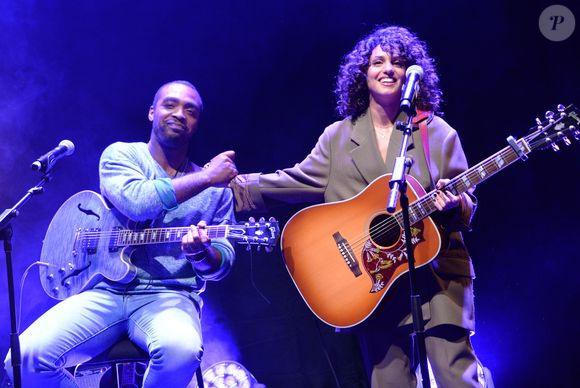 Deux candidates avaient finalement chanté avec elle. 
La chanteuse Tal  - 11ème cérémonie des Positive Planet Awards 2018 à la fondation Louis Vuitton à Paris le 12 décembre 2018 .  La chanteuse Tal fêtait son 29ème anniversaire lors de cette soirée. © © Veeren/Bestimage