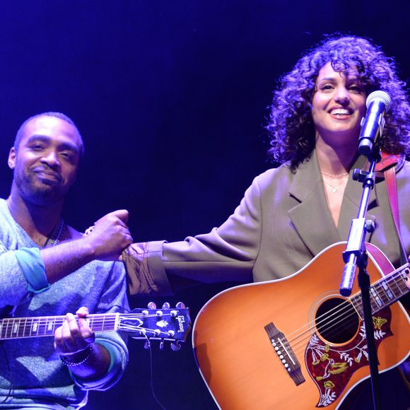 Deux candidates avaient finalement chanté avec elle. 
La chanteuse Tal  - 11ème cérémonie des Positive Planet Awards 2018 à la fondation Louis Vuitton à Paris le 12 décembre 2018 .  La chanteuse Tal fêtait son 29ème anniversaire lors de cette soirée. © © Veeren/Bestimage