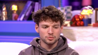 EXCLU "Elle me voit vivre et créer des liens avec plein d'autres personnes..." : Theo P avoue que sa petite amie n'a pas bien vécu sa participation à la Star Academy