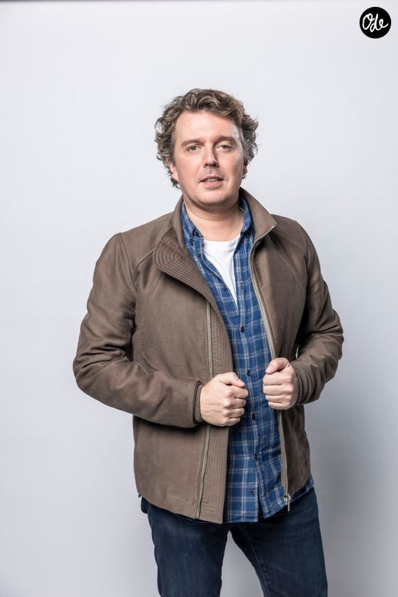 Alex Vizorek - Enregistrement de l'émission "La chanson secrète", présentée par N.Aliagas et diffusée le 1er décembre sur TF1 © Guillaume Gaffiot-Cyril Moreau / Bestimage