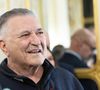 Comme le rappelait Paris Match, il "a rencontré différents problèmes de santé ces dernières années, notamment en lien avec le diabète de type 1 dont il est atteint depuis plus de 25 ans".

Jean-Marie Bigard - Rachida Dati remet à Chantal Ladesou les insignes de Chevalier de la Légion d'Honneur au ministère de la Culture à Paris le 2 février 2026.

© Cyril Moreau / Bestimage