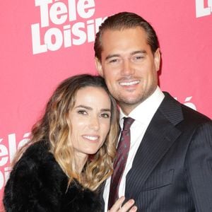 Plus amoureuse que jamais, Capucine Anav s'est également rendue à la soirée tant attendue accompagnée de son mari Victor Dumas. Face aux photographes, les tourtereaux se sont affichés plus complices que jamais.

Capucine Anav et son mari Victor Dumas - Photocall de la soirée "Télé Loisirs Awards 2025" au Jardin d'Acclimatation à Paris le 23 septembre 2025. © Coadic Guirec/Bestimage