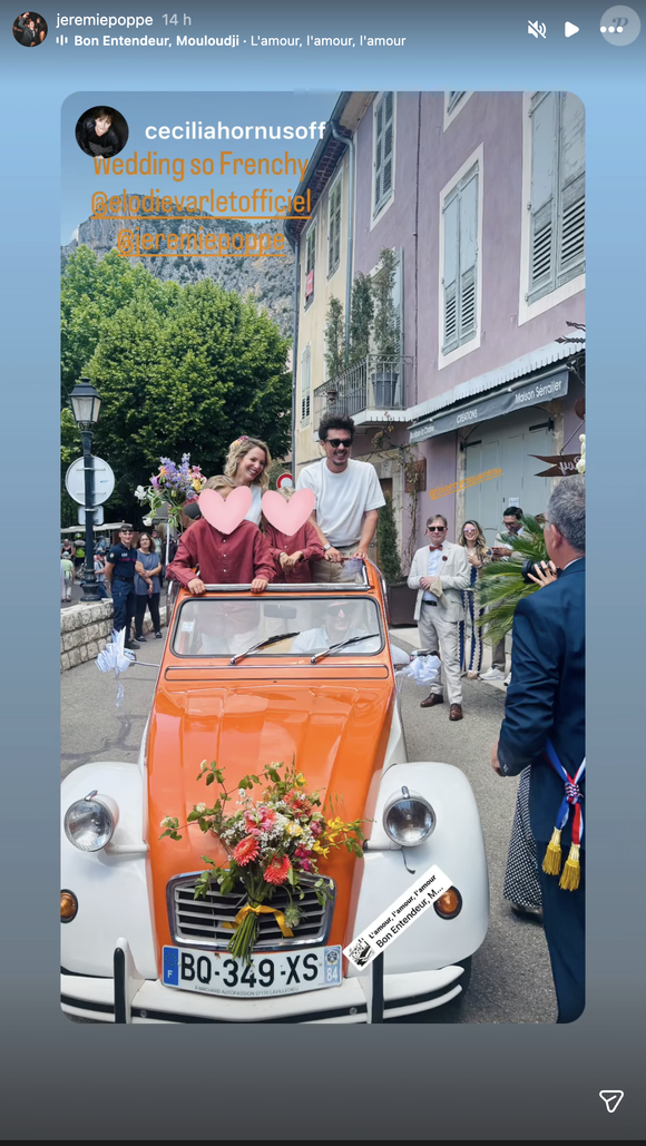 Leurs deux fils, Marcus, 12 ans, et Solal, 9 ans, étaient bien sûr de la fête. Les deux acteurs se sont rencontrés en 2010 sur le tournage de Plus belle la vie.

Photo du mariage d’Élodie Varlet et Jérémie Poppe. Capture Instagram mai 2026.