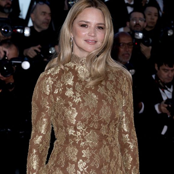 Virginie Efira - Montée des marches du film "Histoires parallèles" lors du 79ème Festival International du Film de Cannes, le 14 mai 2026. 

© Olivier Borde / Bestimage