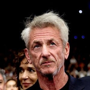 Sean Penn - Cérémonie d'ouverture du 17ème Festival Lumière à la Halle Tony Garnier à Lyon, le 11 octobre 2025. © Dominique Jacovides / Bestimage