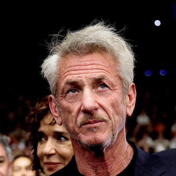 Sean Penn - Cérémonie d'ouverture du 17ème Festival Lumière à la Halle Tony Garnier à Lyon, le 11 octobre 2025. © Dominique Jacovides / Bestimage