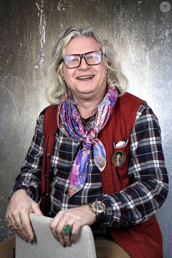 Exclusif - Portrait de Pierre-Jean Chalencon à Paris, le 8 janvier 2024.
© Cédric Perrin/Bestimage