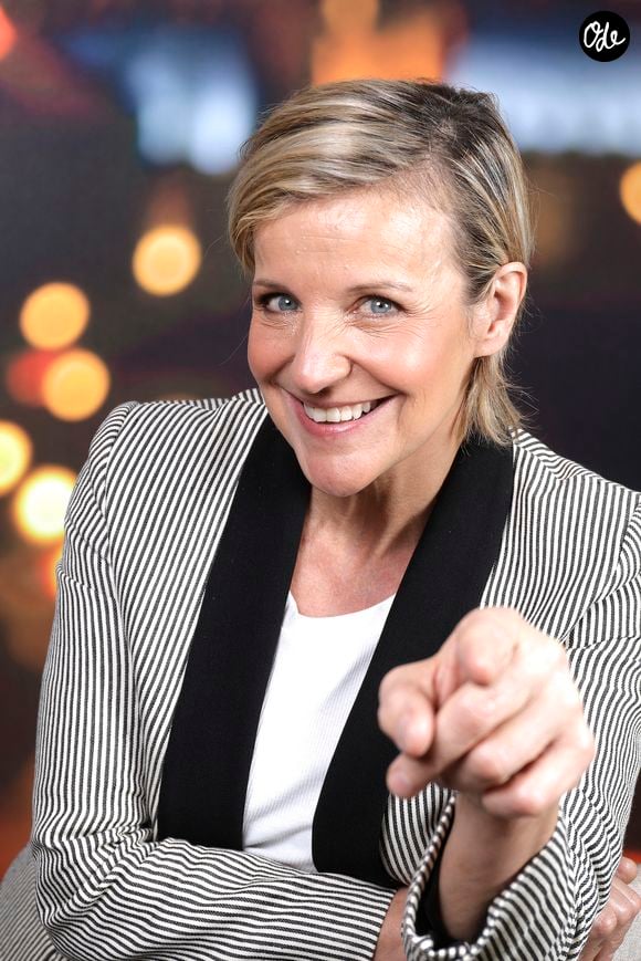 Interrogée sur ce choix, elle a livré une explication limpide à nos confrères : “La politique est un sport de combat”. 

Portrait de Céline Géraud lors de l'enregistrement de l'émission "Chez Jordan de Luxe" diffusée sur C8 le 22 octobre 2024. © Cédric Perrin / Bestimage