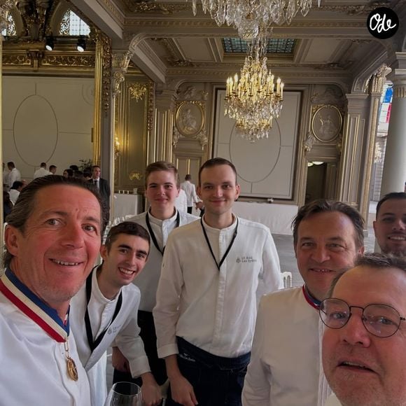 Les hôtes profitent d'un cadre paisible au cœur de la Provence.

Christophe Bacquié, célèbre chef.