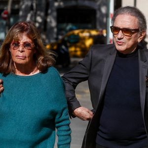 Françoise Coquet, figure de l'ombre mais productrice redoutable ayant façonné les plus belles heures de la télévision française, est décédée.

Françoise Coquet et Michel Drucker - Obsèques du journaliste Jean-Pierre Elkabbach au cimetière du Montparnasse dans le 14ème arrondissement de Paris, France, le 6 octobre 2023. © Christophe Clovis/Bestimage