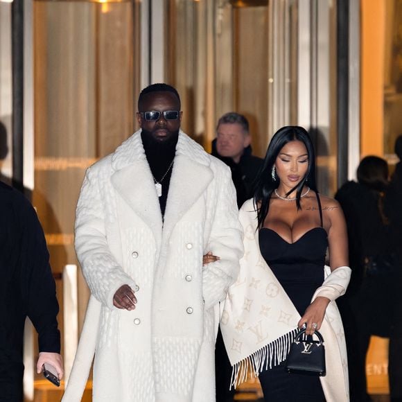 Gims et sa nouvelle compagne - Les célébrités au défilé Louis Vuitton "Collection Homme Prêt-à-Porter Automne/Hiver 2026-2027" lors de la Fashion Week de Paris, le 20 janvier 2026
© Florian Lavielle / Bestimage