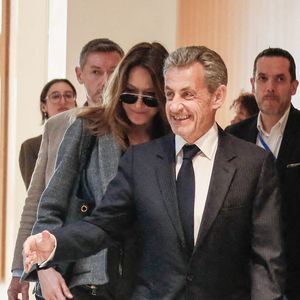 Nicolas Sarkozy et sa femme Carla Bruni - Dernier jour du procès du financement libyen de Sarkozy: ses avocats de l’ancien président vont plaider la relaxe, au tribunal de Paris, France, le 8 avril 2025. © Christophe Clovis/Bestimage