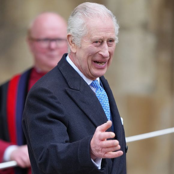 Il a choisi la chapelle de l'hôpital de Middlesex

Le roi Charles III d'Angleterre - Les membres de la famille royale britannique arrivent à la chapelle Saint-George pour assister à la messe de Pâques. Windsor, le 31 mars 2024.