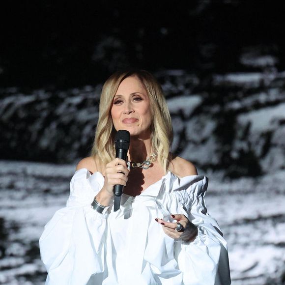 Exclusif - Lara Fabian lors surprises lors de l'enregistrement de l'émission "La chanson secrète N°14", présentée par N.Aliagas et diffusée le 26 décembre sur TF1, consacrée à Nikos Aliagas à Paris le 10 Décembre 2025