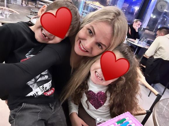 Mais pour l'heure 

Ambre Dol de "Familles nombreuses" est mère de 5 enfants