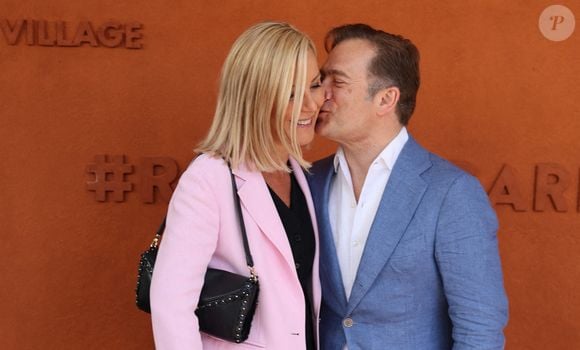 Laurence Ferrari et son mari Renaud Capuçon - Célébrités au village lors des Internationaux de France de tennis de Roland Garros 2024 à Paris le 9 juin 2024.