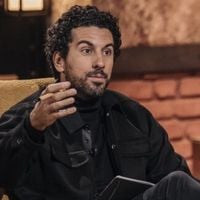 Cet investisseur de Qui veut être mon associé ? dévoile l'intérieur de son nouvel appartement luxueux avec vue sur la Tour Eiffel