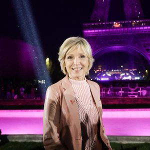 Exclusif - Evelyne Dhéliat - Soirée de lancement "Octobre Rose" organisée par l’association Ruban Rose présentée par I. Ithurburu à Paris le mardi 30 septembre 2025.
© Coadic / Ausset-Lacroix / Bestimage
