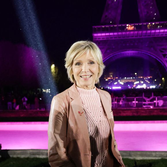 Exclusif - Evelyne Dhéliat - Soirée de lancement "Octobre Rose" organisée par l’association Ruban Rose présentée par I. Ithurburu à Paris le mardi 30 septembre 2025. 
© Coadic / Ausset-Lacroix / Bestimage
