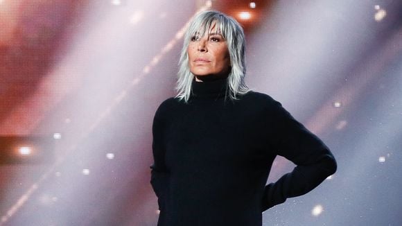 Zazie annonce le départ de son père Hervé Truchis de Varennes, il était issu d'une grande famille de la noblesse française et architecte