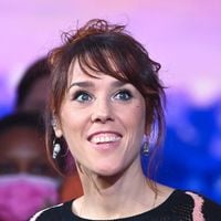 "Ça n’a jamais été fait" : Après le don incroyable de Santa, Zaz offre un cadeau unique au Téléthon