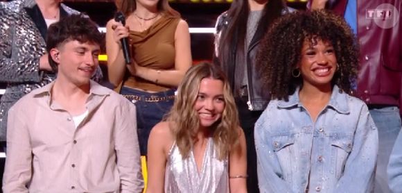 Léane, aux côtés de ses camarades Léo et Mélissa, dans le premier prime de la "Star Academy", le 18 octobre 2025, sur TF1.