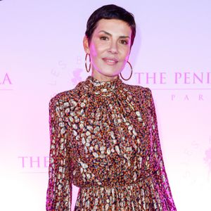 Cristina Cordula assiste au cocktail de bienfaisance « Peninsula in Pink » à l'occasion du lancement du programme à l'hôtel The Peninsula Paris, le 8 octobre 2025. Photo de David Boyer/ABACAPRESS.COM