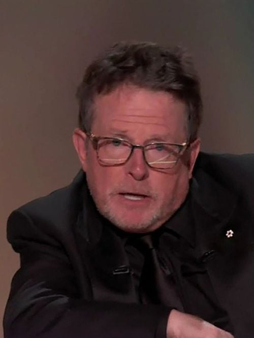 "Accepter de vivre avec ne signifiait pas me résigner" : la leçon de la star de Retour vers le futur, Michael J. Fox, lors des Emmy Awards 2026