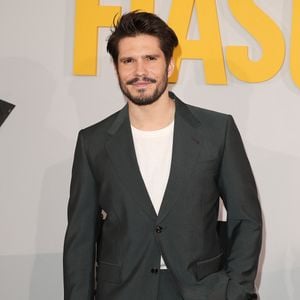 "Je pense qu’on en guérit. Mais il y a toujours une trace. Et c’est ça qui nous construit", avait-il confié.

François Civil à l'avant-première de la série Netflix "Fiasco" au cinema UGC Normandie à Paris le 29 avril 2024.

© Coadic Guirec/Bestimage