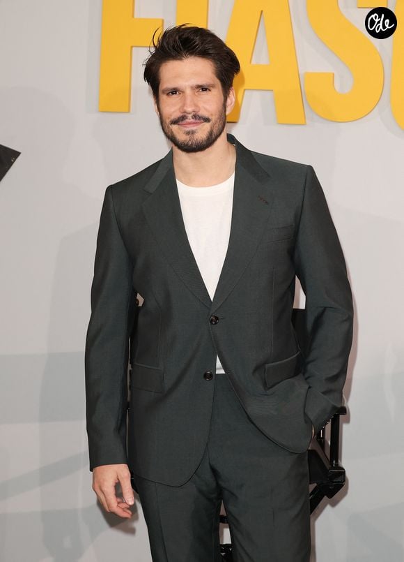 "Je pense qu’on en guérit. Mais il y a toujours une trace. Et c’est ça qui nous construit", avait-il confié.

François Civil à l'avant-première de la série Netflix "Fiasco" au cinema UGC Normandie à Paris le 29 avril 2024.

© Coadic Guirec/Bestimage