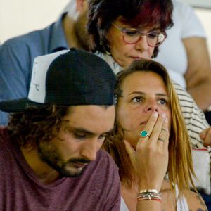 L'hebdomadaire people révèle que le chanteur aurait gardé la maison du Pilat où le couple et leurs deux enfants vivaient. 

L'ancienne nageuse française Laure Manaudou et le musicien et chanteur français Jeremy Frerot assistent aux championnats de France de natation à Montpellier, France, le 3 avril 2016. Photo by Henri Szwarc/ABACAPRESS.COM