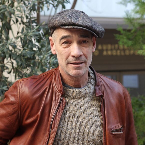 Jean-Marc Barr à son arrivée à la conférence de presse du film "Dolphin Man" à l'Institut français à Athènes. Le 30 janvier 2018
© Aristidis Vafeiadakis / Zuma Press / Bestimage