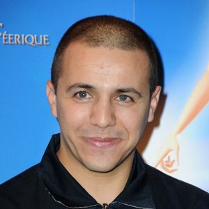 Faudel est de retour sur scène

Le chanteur Faudel arrive à la première du film d'animation 'Clochette et l'expédition féerique' organisée pour le lancement des éditions DVD et Blu-ray au cinéma Gaumont Marignan à Paris, France. Photo by Mireille Ampilhac/ABACAPRESS.COM