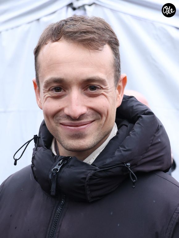 Tous les internautes n'ont pas le même avis qu'Hugo Clément.

3 jours après sa libération d'une prison au Danemark où il aura séjourné 5 mois, le capitaine Paul Watson célèbre sa remise en liberté sur la place de la République à Paris en compagnie de Lamya Essemlali et Hugo Clément. Paris, le 21 décembre 2024.
© Denis Guignebourg/Bestimage