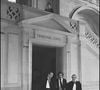 Notamment grâce au soutien de son entourage et leurs témoignages permettant d’attester de ses qualités de père.

JOE DASSIN ET SA FEMME CHRISTINE AU TRIBUNAL APRES LEUR DIVORCE. ASLAN / BESTIMAGE