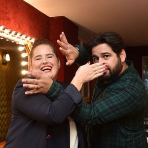 Élodie Poux est de retour sur scène avec son nouveau spectacle "Le Papillon s’envole".

Élodie Poux et Michel Frenna au spectacle de Elodie Poux "Le syndrome du Playmobil" au Casino de Paris à Paris.

Agence / Bestimage