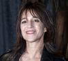 Outre sa brillante carrière qui fait son immense fierté, Charlotte Gainsbourg est totalement comblée au sein de sa vie privée.
Charlotte Gainsbourg - Photo Call pour Le Défilé -Saint Laurent lors de la Fashion Week à Paris © Olivier Borde /Bestimage