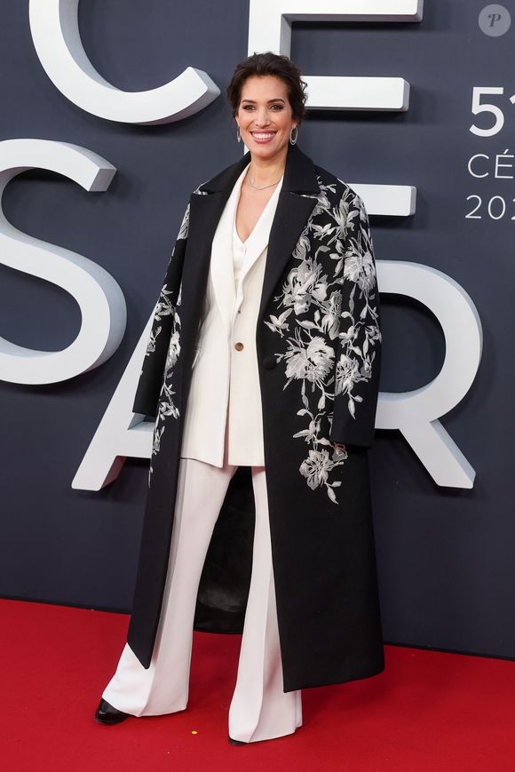 Un défilé de personnalités venues sur leur 31 

Laurie Cholewa à la cérémonie des Cesar le 26 fevrier 2026

Dominique Jacovides - Olivier Borde / Bestimage