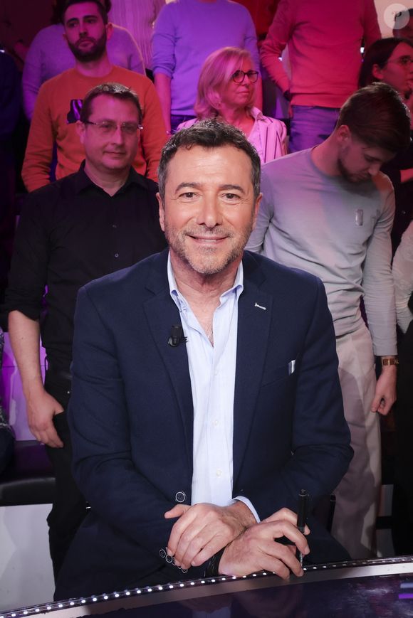 Exclusif - Bernard Montiel, sur le plateau de l’émission « TPMP » présentée par C.Hanouna et diffusée en direct sur Youtube et sur toutes les box (SFR, FREE, Bouygues, MyCanal etc), Paris, France, le 10 mars 2025. © Jack Tribeca / Bestimage