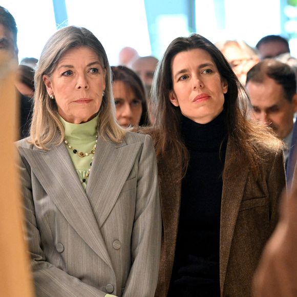 Le Prince Albert II de Monaco, la Princesse Caroline de Hanovre, Charlotte Casiraghi, et Mélanie-Antoinette de Massy ont inauguré la Médiathèque Caroline à Monaco le 10 décembre 2025.  Photo par Bruno Bebert/Pool/ABACAPRESS.COM