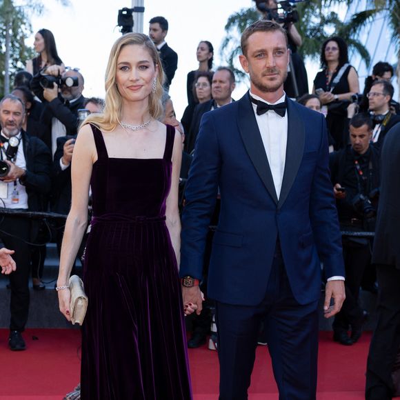 Pierre Casiraghi et sa femme Beatrice Borromeo - Montée des marches du film « Le comte de Monte-Cristo » lors du 77ème Festival International du Film de Cannes, au Palais des Festivals à Cannes. Le 22 mai 2024 © Olivier Borde / Bestimage
