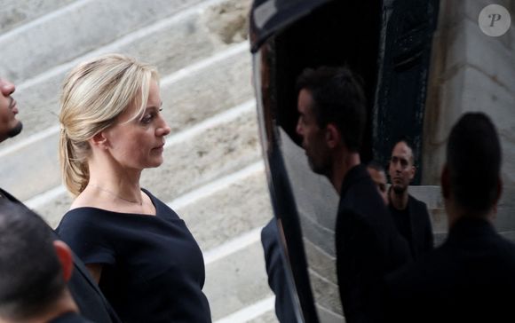 Audrey Crespo-Mara - Sorties des obsèques de Thierry Ardisson en l’église Saint-Roch de Paris, France, le 17 juillet 2025.  © Clovis-Jacovides/Bestimage