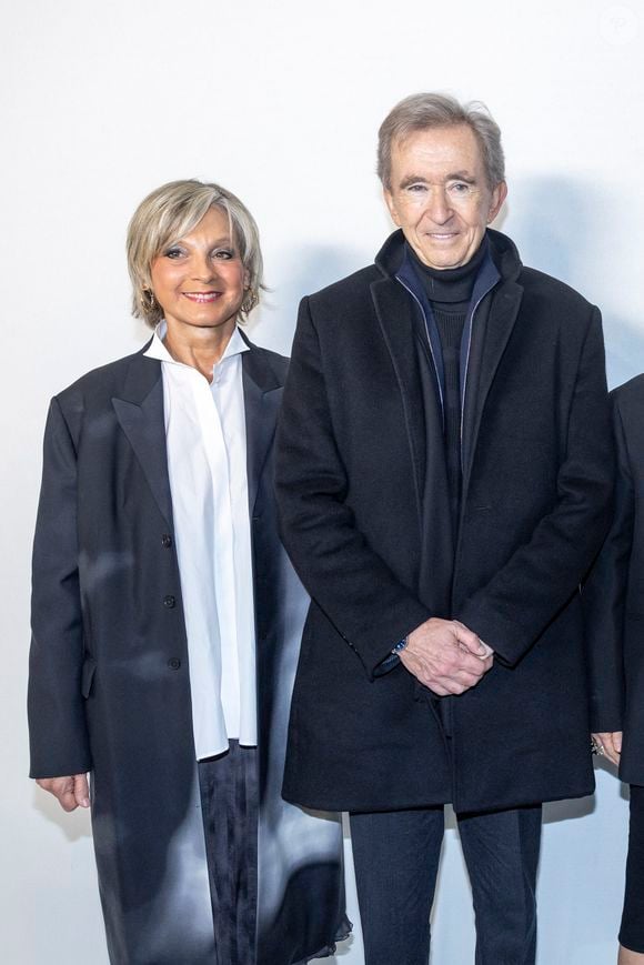 Bernard Arnault et sa femme Hélène Mercier-Arnault au greeting du défilé Dior Haute Couture Printemps/Été 2024 dans le cadre de la Fashion Week de Paris (PFW), au musée Rodin à Paris, France, le 22 janvier 2024. © Olivier Borde/Bestimage