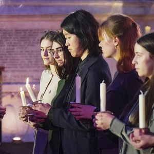 Le prince William, prince de Galles, et Catherine (Kate) Middleton, princesse de Galles, assistent à une cérémonie de commémoration des 80 ans de la libération du camp de concentration d'Auschwitz-Birkenau au Guildhall à Londres, le 26 janvier 2025.