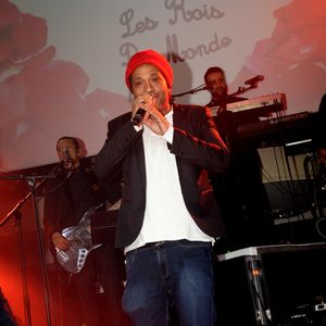 Exclusif - Doc Gynéco - 6ème gala de l'association "Les Rois du Monde" avec un plateau d'artistes et une vente aux enchères au profit des enfants défavorisés, orphelins et hospitalisés, suivi d'une soirée dansante à la Salle Wagram à Paris, le 12 mars 2018. Créée en 2012, l'association œuvre pour les enfants nécessiteux, orphelins et hospitalisés de manière financière, matérielle, culturelle et distrayante. C'est également une association d'aide aux associations pour concrétiser leurs projets. © Cyril Moreau/Rachid Bellak/Bestimage