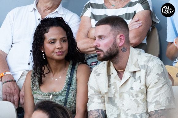 Christina Milian et Matt Pokora dans les tribunes lors de la deuxième journée de la session nocturne du tournoi de Roland-Garros 2026, le 25 mai 2026 à Paris, en France. Photo de Nasser Berzane/Abaca