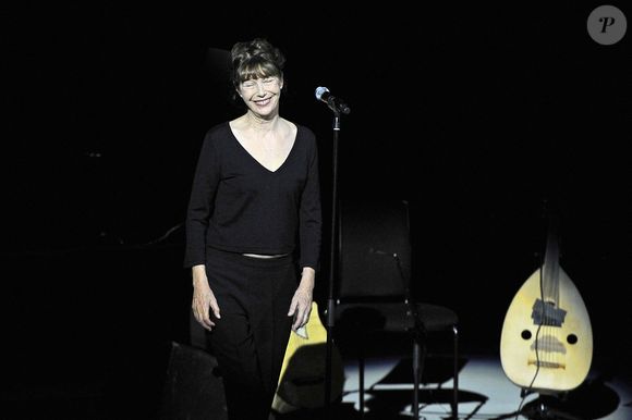 Samedi 9 novembre 2013. Jane Birkin se produit en direct au Barbican Centre à Londres. Photographie : © Awais, /PCN/ABACAPRESS.COM